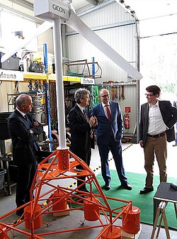 The Governor of the State of Mecklenburg – Vorpommern Erwin Sellering in front of the SOF model